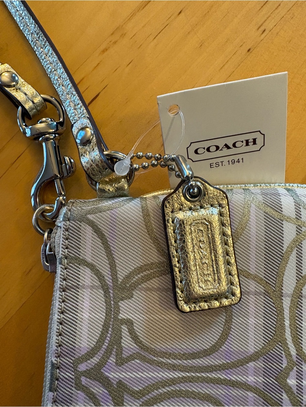 Coach Poppy Plaid Signature C Wristlet NWT Gold Lilac Y2K - Picture 2 of 7